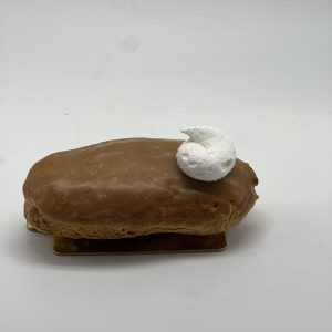 Pastel eclair tofe