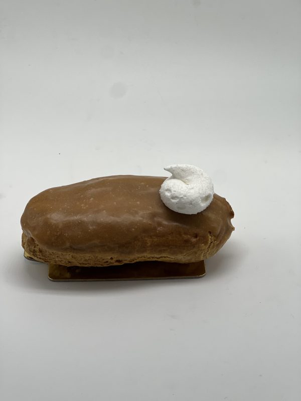 Pastel eclair tofe